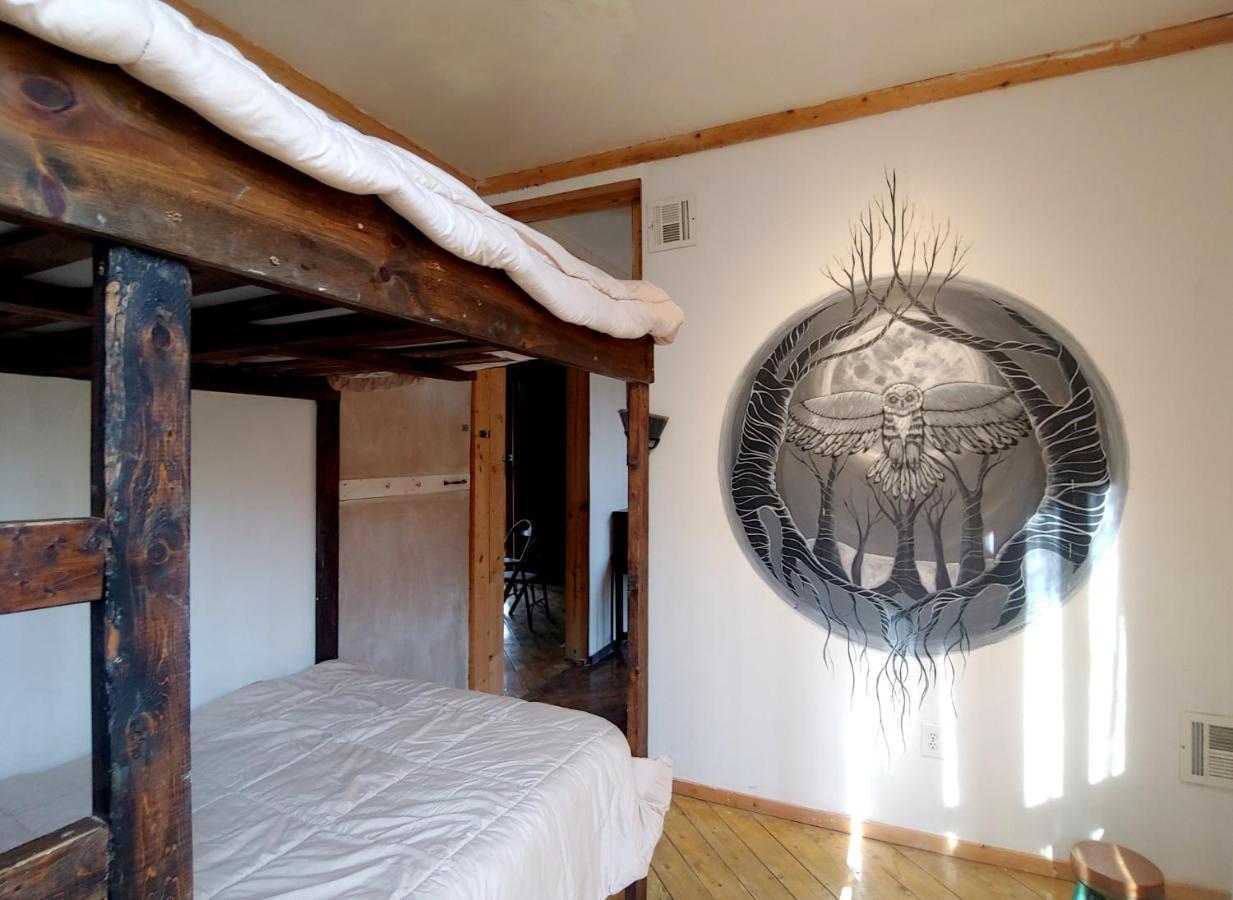 Lost River Hostel フレンチ・リック エクステリア 写真